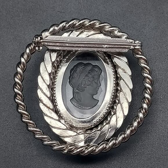 Vintage Intaglio Cameo Brooch Clear Lucite Silver Tone Lady Head Portrait - Picture 2 of 10